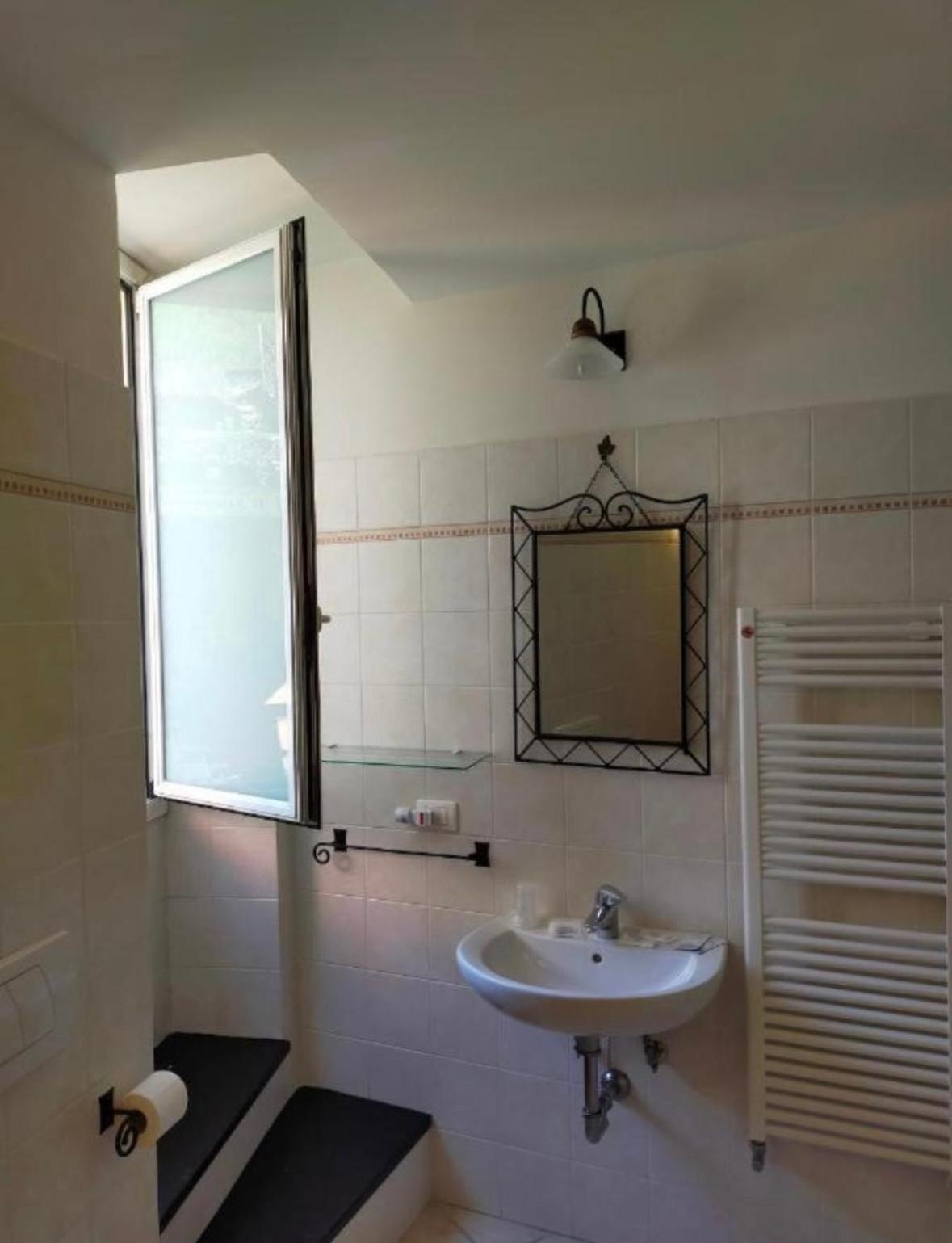 Tre Caravelle Apartment เลวานโต ภายนอก รูปภาพ